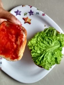 Chicken zinger burger -lettuce