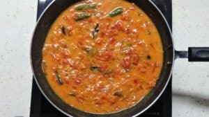 Bombay chutney -cook covered