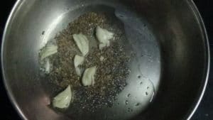 Paruppu rasam - garlic