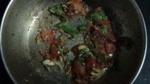 Paruppu rasam - mashed tomato