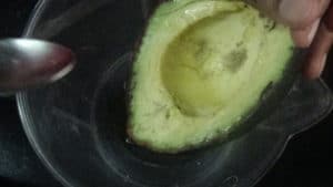 Avocado smoothie - cut half