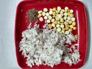 Vendhaya kuzhambu-coconut,jeera,fried gram