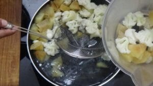 Cauliflower soup -grind