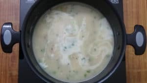 Cauliflower soup -mix milk