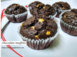 Chocolate cupcakes -feature