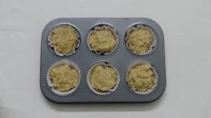 Banana muffin -fill with batter