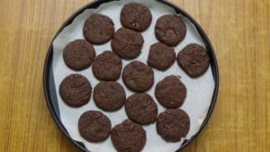 Chocolate cookies -baked