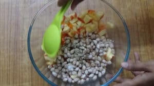 Peanut vegetable salad -mix