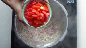 Ambur Mutton biryani - tomato