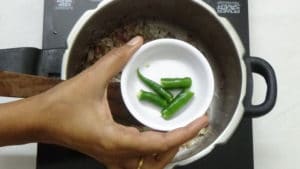 Black chana masala -green chilli