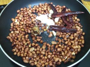 Peanut chutney -chilli,salt,tamarind,garlic