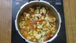 Cauliflower pepper masala -cook
