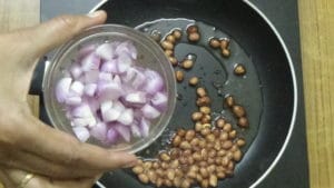 Tamarind rice -onion