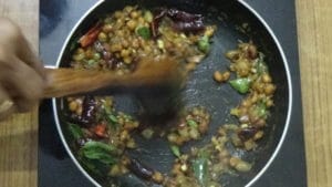 Tamarind rice -cooked