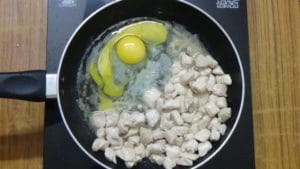 Schezwan chicken fried rice -eggs