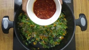 Schezwan chicken fried rice -red chilli paste