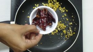 Arachuvita sambar -red chilli