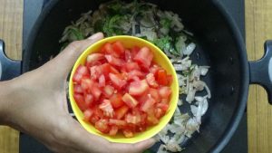 Chicken salna - tomato