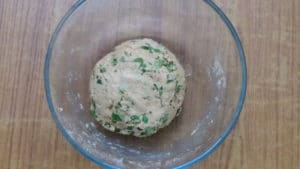Methi paratha -dough