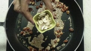 Mirchi ka salan -cashews