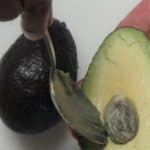 Avocado salad -remove seed