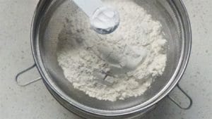 flour,baking powder