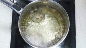 fry the vadas in hot oil